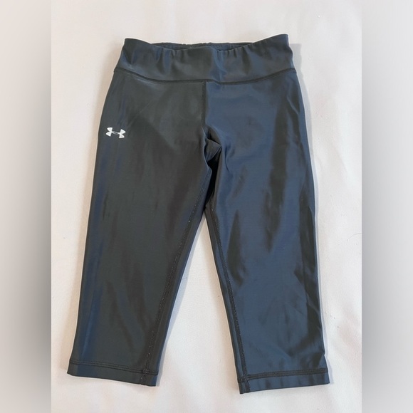 Under Armour UA Heat‎ Gear Capri Black Stretchy Compression Womens Small S - Picture 1 of 9